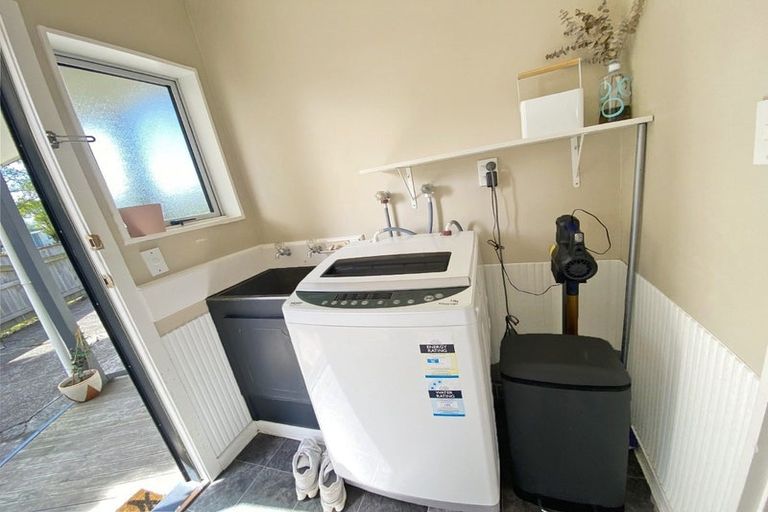 Photo of property in 97 Benmore Avenue, Cloverlea, Palmerston North, 4412