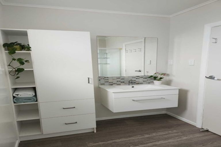 Photo of property in 8 Clifton Street, Bulls, 4818