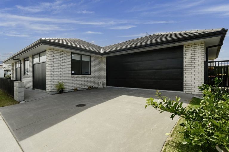 Photo of property in 1 Belt Lane, Papamoa, 3118