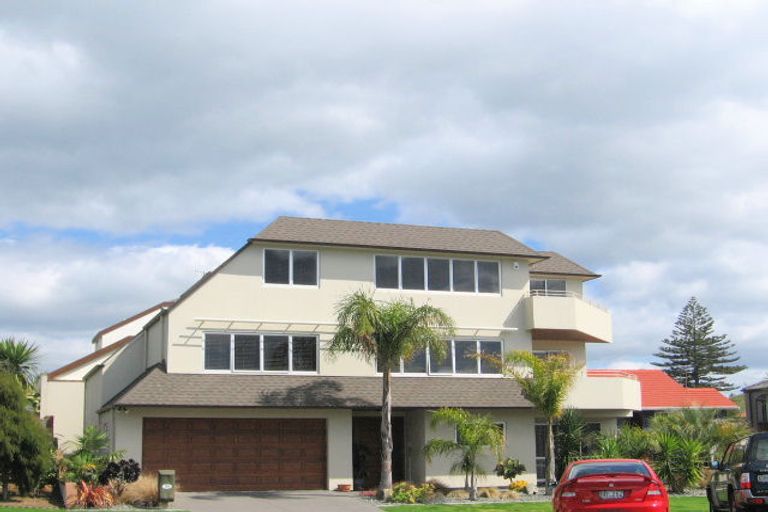 Photo of property in 18a Victoria Road, Mount Maunganui, 3116