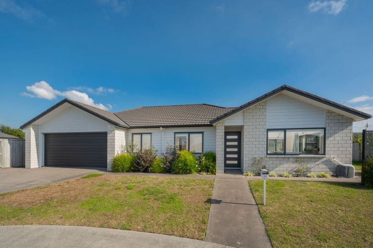 Photo of property in 44 Kapuka Street, Papamoa Beach, Papamoa, 3118