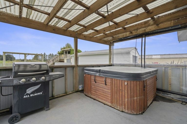 Photo of property in 12 Denmark Terrace, Midhirst, Stratford, 4394