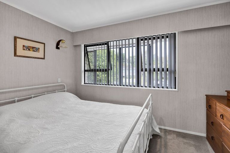 Photo of property in 2 Ngahere Street, Inglewood, 4330