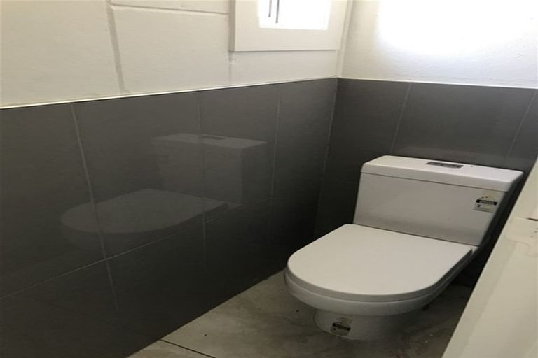 Photo of property in 59 Pah Road, Cockle Bay, Auckland, 2014