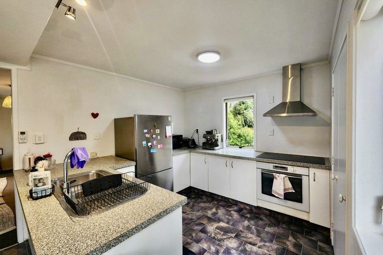 Photo of property in 32 Aeroview Drive, Beach Haven, Auckland, 0626
