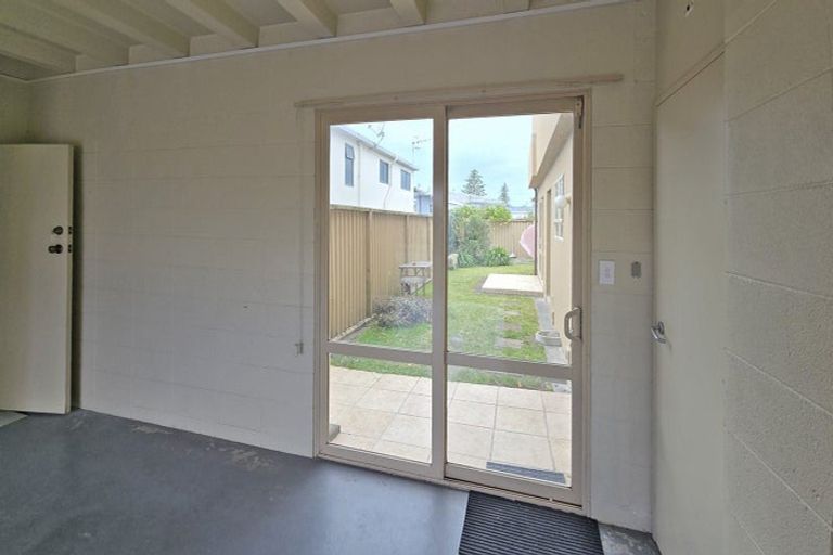 Photo of property in 7 Nott Street, Westshore, Napier, 4110