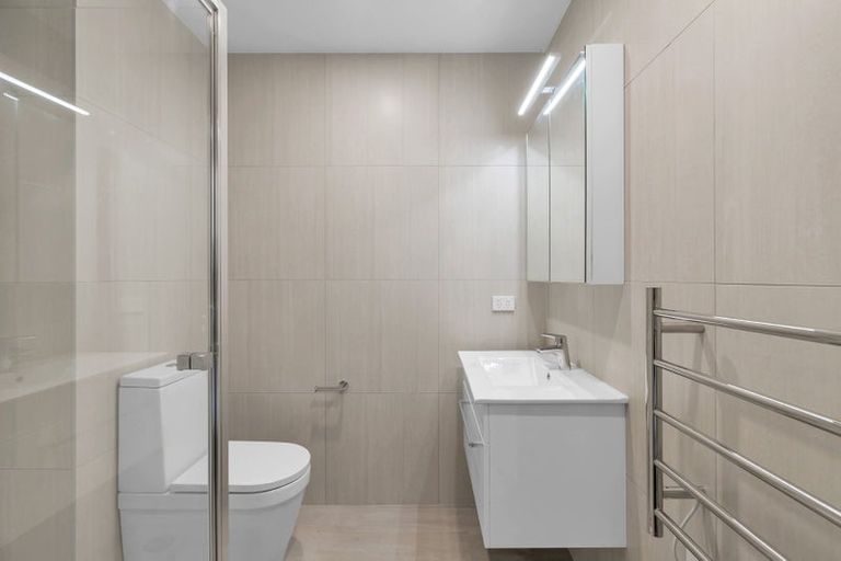 Photo of property in 104/2 Ko Street, Northcote, Auckland, 0627