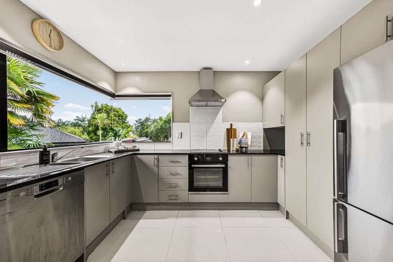 Photo of property in 73m Park Rise, Campbells Bay, Auckland, 0630