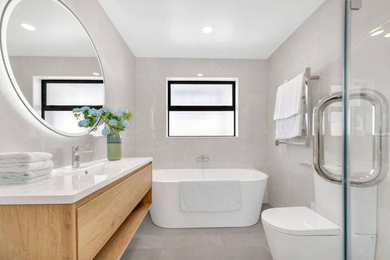 Photo of property in 72 Koromeke Street, Flat Bush, Auckland, 2019