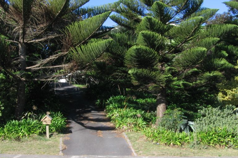 Photo of property in 40 Queens Road, Waikanae Beach, Waikanae, 5036