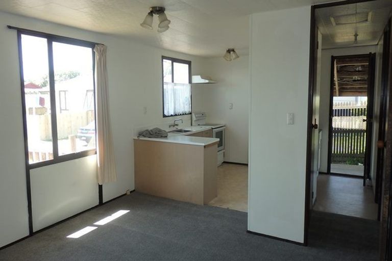 Photo of property in 9/30 Gifford Road, Papatoetoe, Auckland, 2025