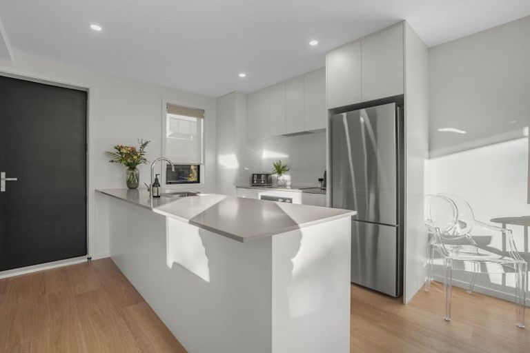 Photo of property in 2/564 High Street, Boulcott, Lower Hutt, 5010