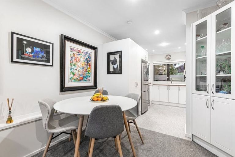 Photo of property in 5/102 Greenhithe Road, Greenhithe, Auckland, 0632