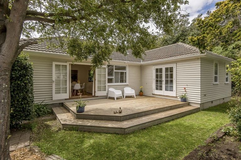 Photo of property in 50 Bay View Road, Moncks Bay, Christchurch, 8081