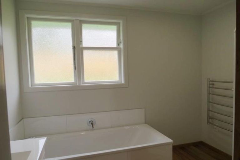 Photo of property in 221 Powderham Street, New Plymouth, 4310