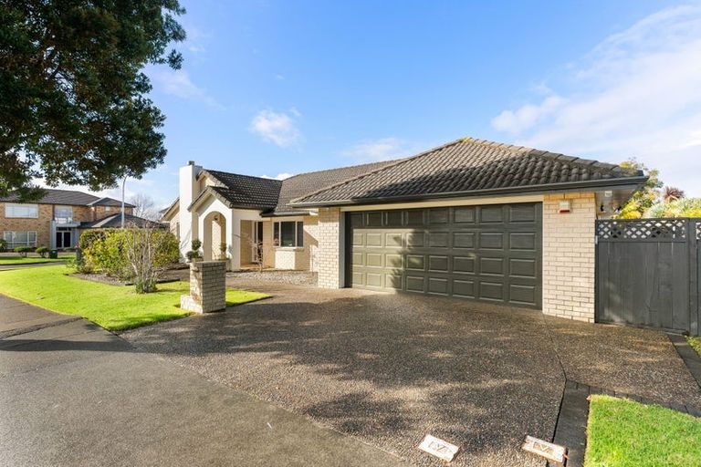 Photo of property in 1 Zara Court, Flat Bush, Auckland, 2016