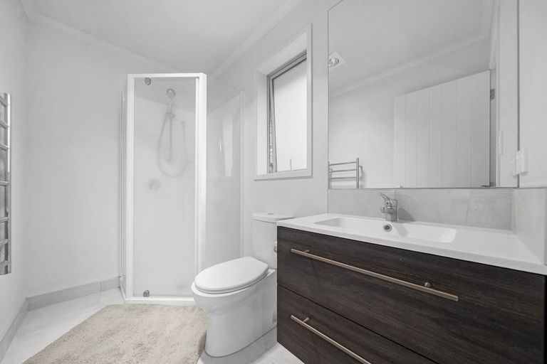 Photo of property in 16 Mark Ball Drive, Pokeno, 2402