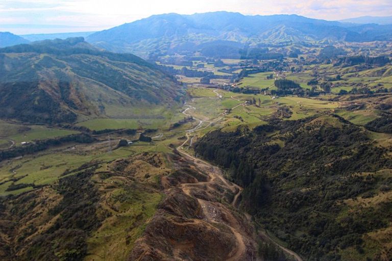 Photo of property in 156 Akatarawa Road, Reikorangi, Waikanae, 5391