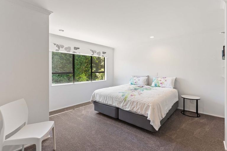 Photo of property in 30 Awanui Drive, Waikanae, 5036