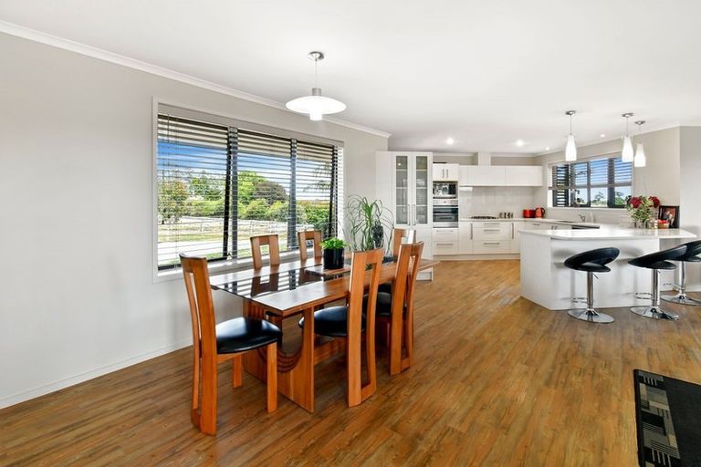 Photo of property in 7 Fausett Road, Ararimu, Drury, 2579