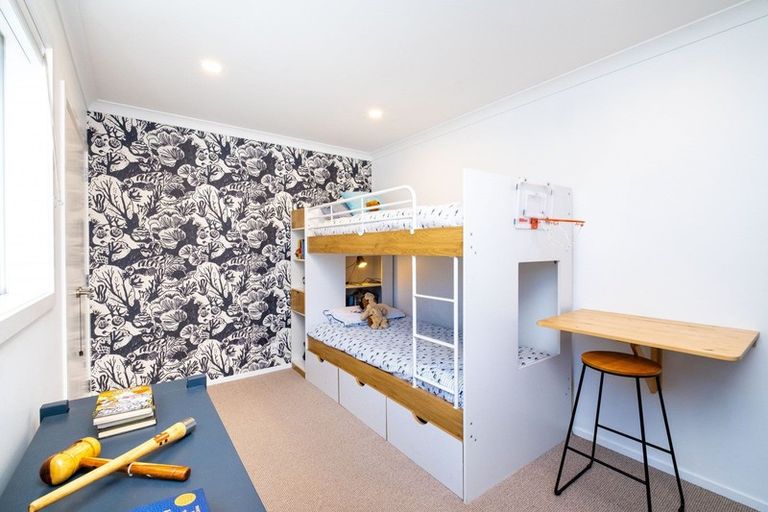 Photo of property in 60 Le Quesne Road, Bay View, Napier, 4104