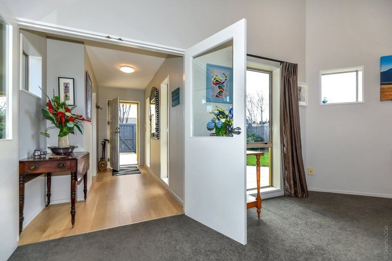 Photo of property in 10 Elmslie Grove, Halswell, Christchurch, 8025