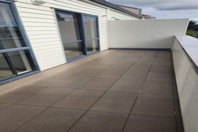 Photo of property in 39/21 Armoy Drive, East Tamaki, Auckland, 2016