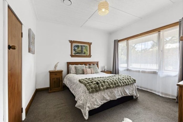 Photo of property in 15a Sycamore Grove, Lower Vogeltown, New Plymouth, 4310