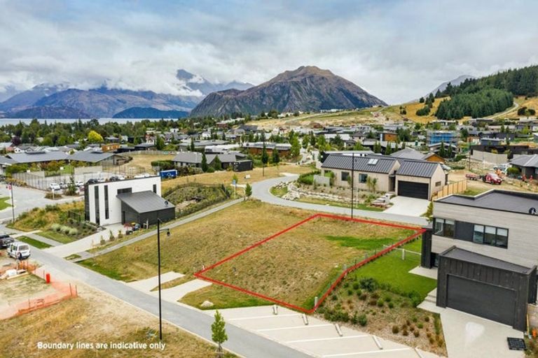 Photo of property in 10 Tuke Lane, Wanaka, 9305