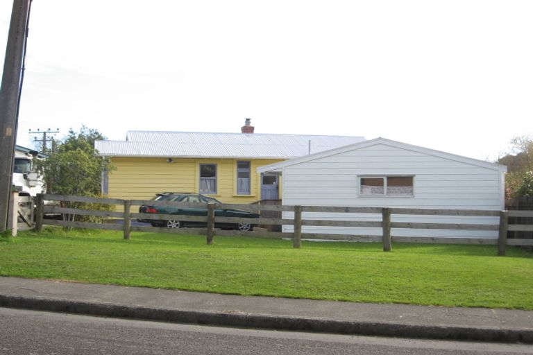 Photo of property in 1 Kaimanawa Street, Paraparaumu, 5032