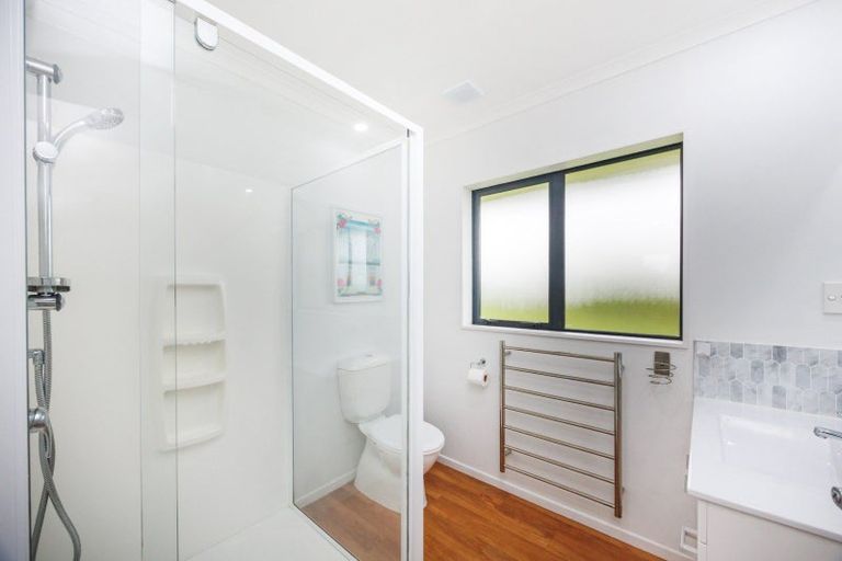 Photo of property in 4 Wake Place, Aokautere, Palmerston North, 4471