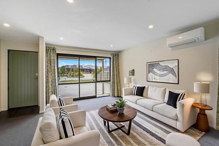 Photo of property in 43 Woodstock Road, Lower Shotover, Queenstown, 9304