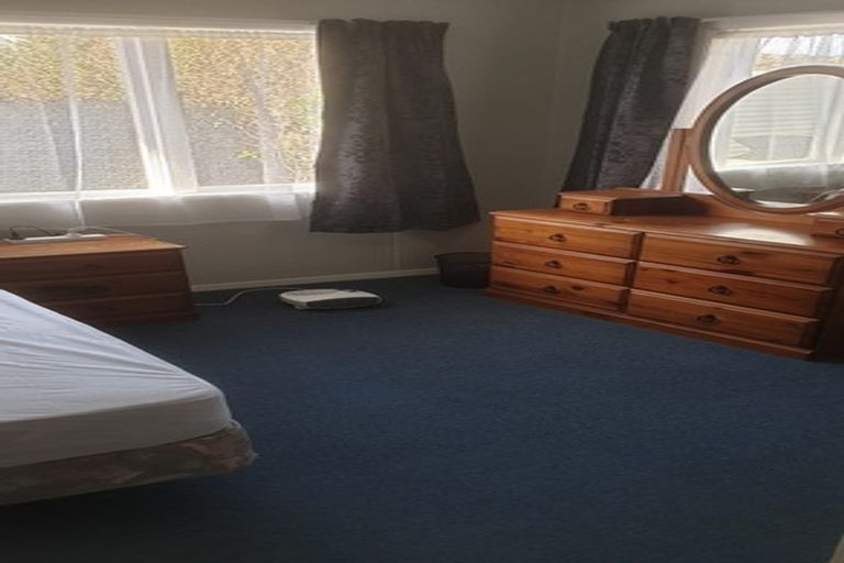 Photo of property in 19 Monowai Road, Johnsonville, Wellington, 6037