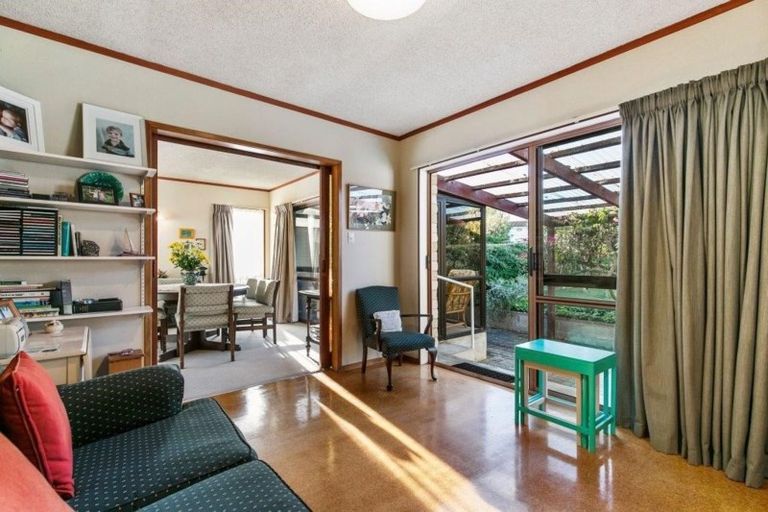 Photo of property in 19 Bramley Drive, Farm Cove, Auckland, 2012