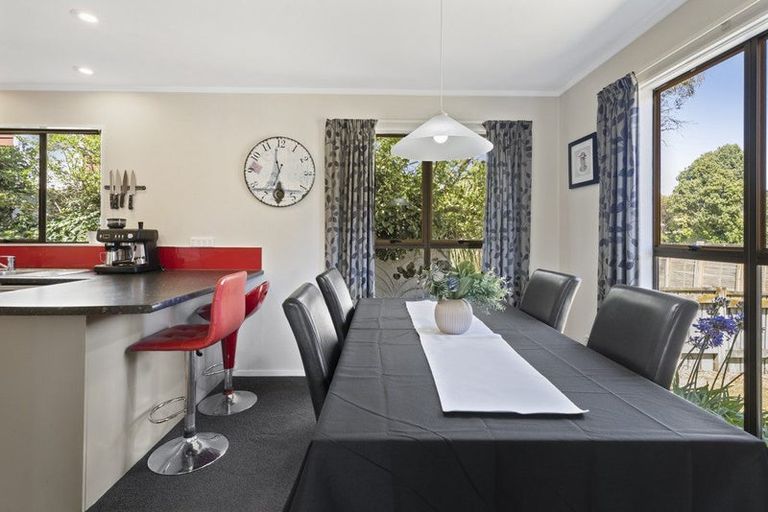 Photo of property in 33 Discovery Drive, Whitby, Porirua, 5024