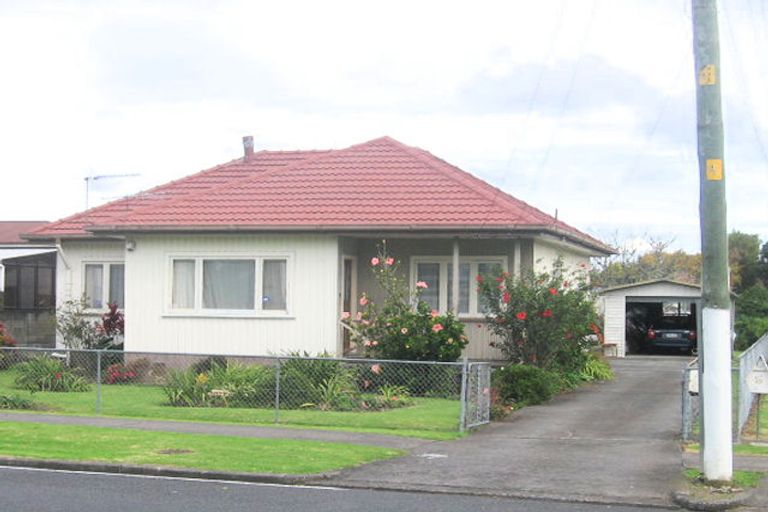 Photo of property in 15 Kimpton Road, Papatoetoe, Auckland, 2025