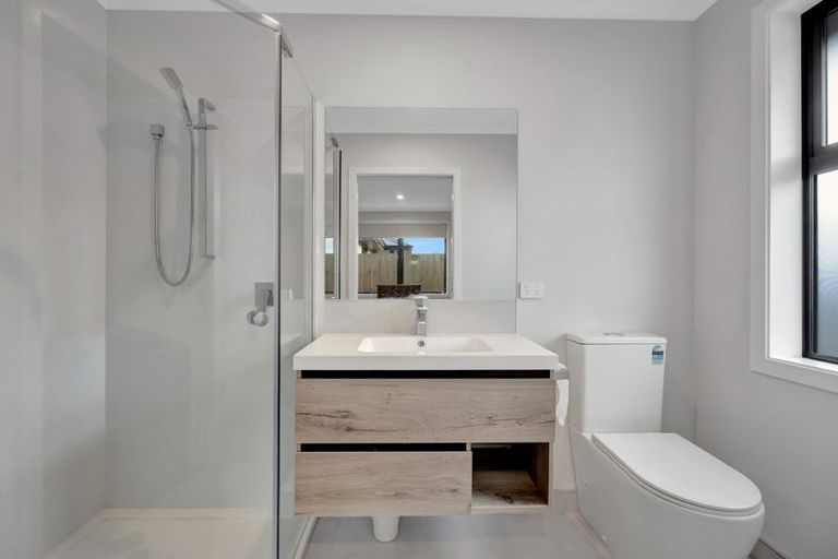 Photo of property in 2/2 Grange Avenue, Nawton, Hamilton, 3200