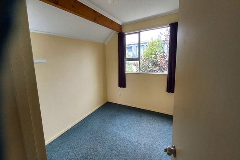 Photo of property in 53 Howe Street, North Dunedin, Dunedin, 9016