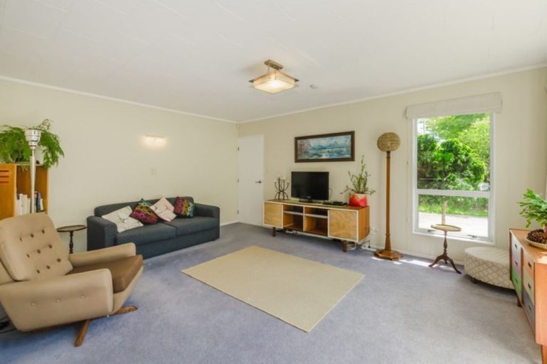Photo of property in 3a Arthur Grove, Waikanae, 5036