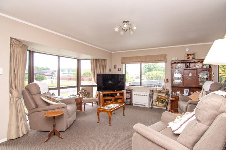 Photo of property in 110 Amberley Avenue, Highbury, Palmerston North, 4412