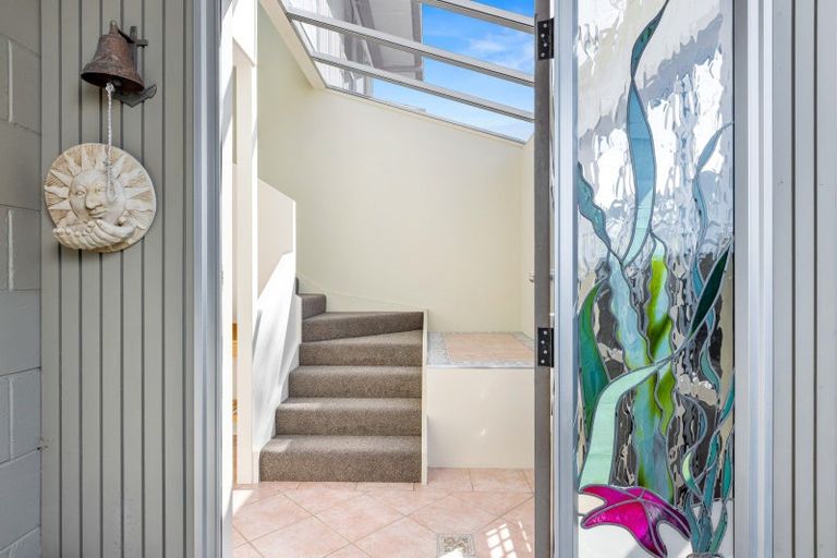 Photo of property in 8 Duncansby Road, Stanmore Bay, Whangaparaoa, 0932