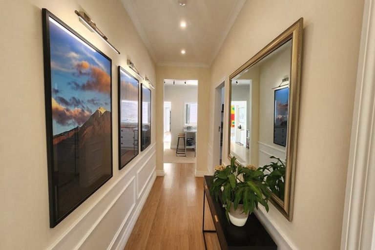 Photo of property in 215 Takapu Road, Takapu Valley, Wellington, 5028