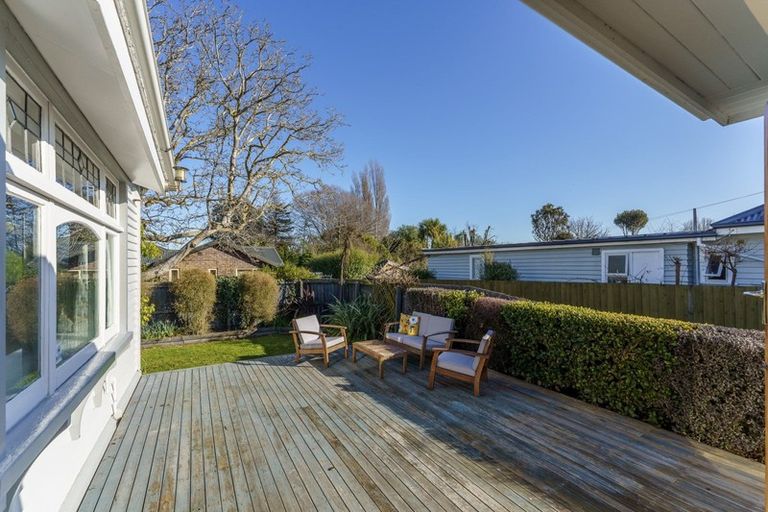 Photo of property in 87 Eastern Terrace, Beckenham, Christchurch, 8023