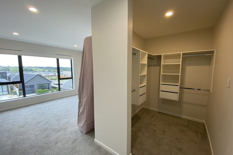 Photo of property in 4 Herekino Street, Westgate, Auckland, 0814