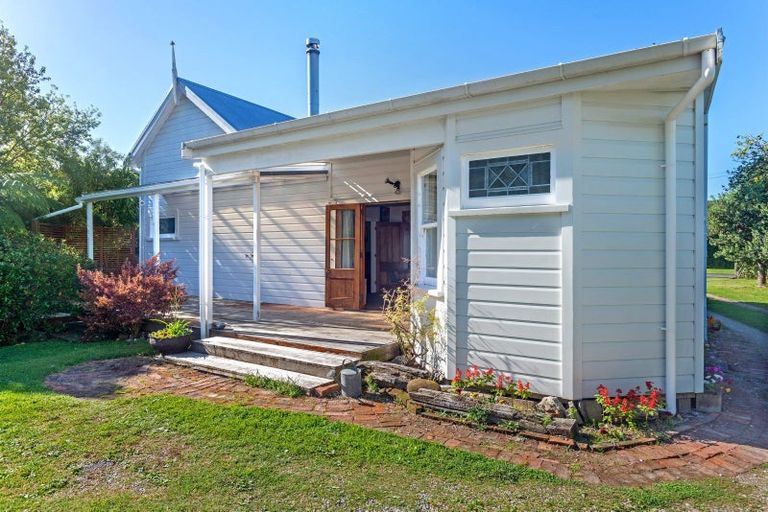 Photo of property in 52 Gordon Street, Mangapapa, Gisborne, 4010