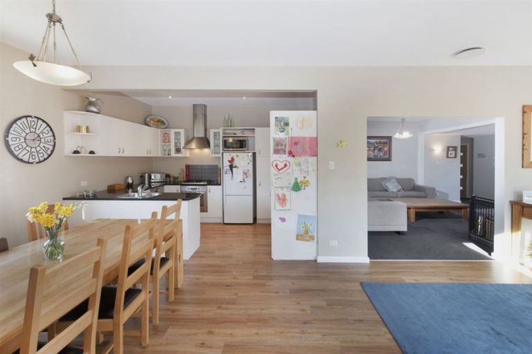 Photo of property in 73 Paparoa Street, Papanui, Christchurch, 8053