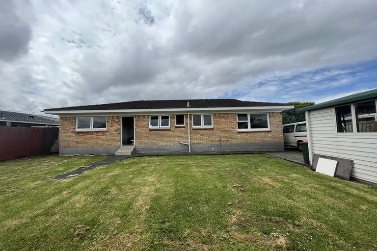 Photo of property in 14 Leith Court, Papatoetoe, Auckland, 2104