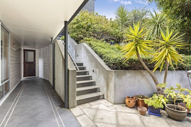 Photo of property in 22 Howard Road, Point Howard, Lower Hutt, 5013