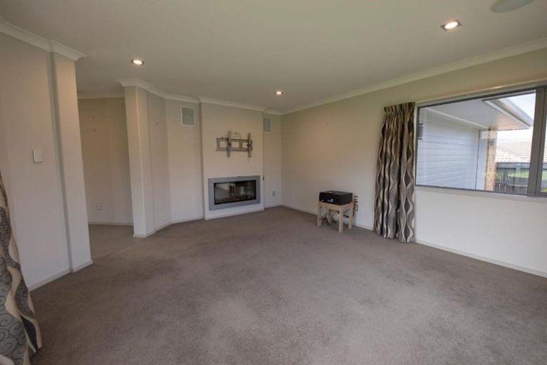 Photo of property in 119 Kirton Drive, Riverstone Terraces, Upper Hutt, 5018