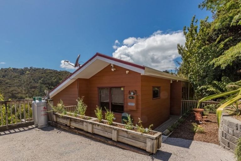 Photo of property in 11 Ward Drive, Opua, 0200